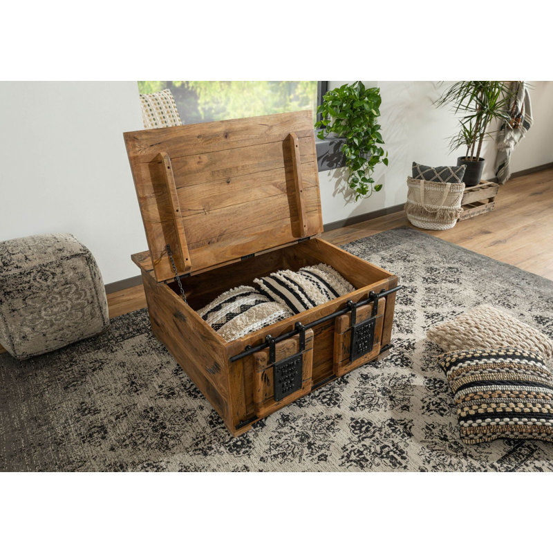 Railway Blanket Chest