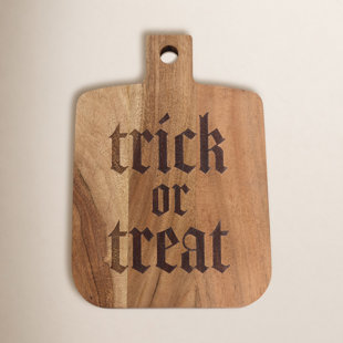 Oneida Trick or Treat Cheese Board