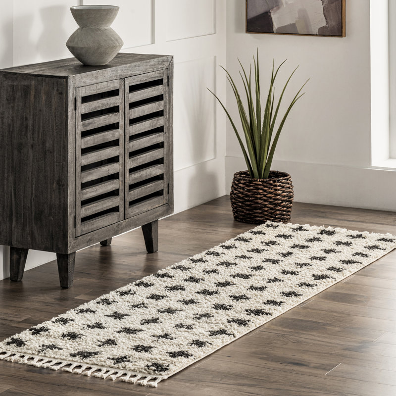 Tapis à poil long Biviana Tribal, Tapis de couloir 2 pi 8 po x 8 pi 2 po