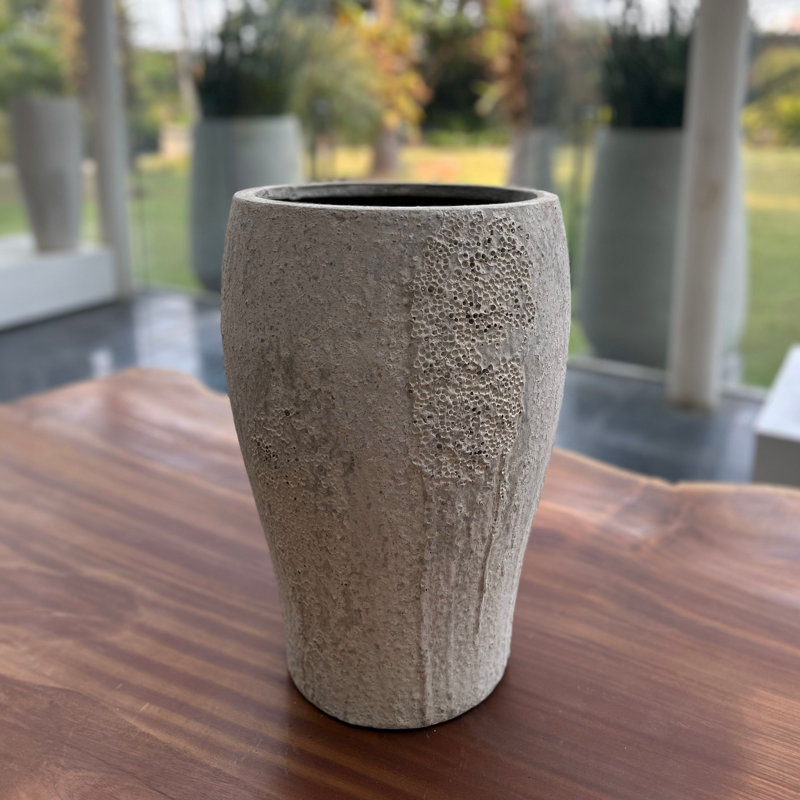 Telise Pot Planter