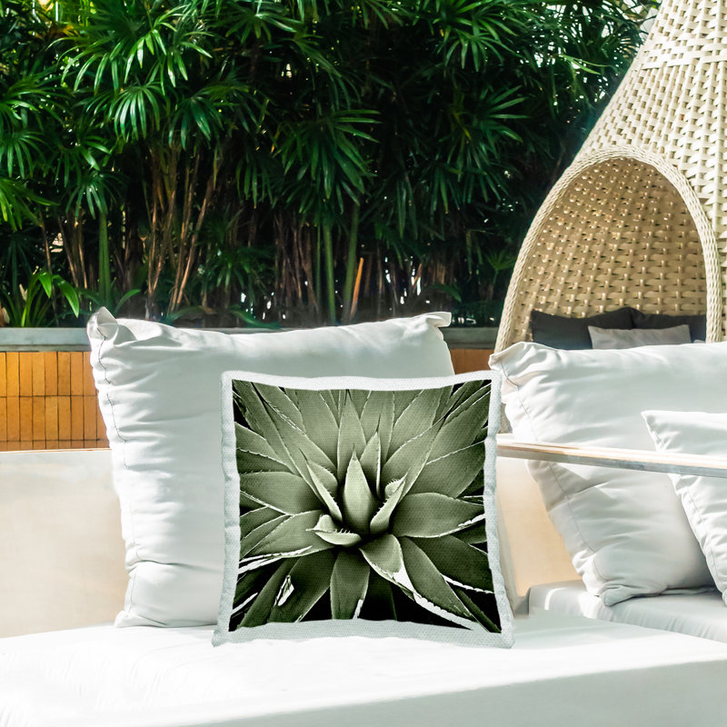 Floral Indoor/Outdoor Throw Pillow