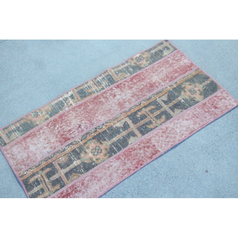 Petit tapis de porte oriental turc rétro tissé à la main en rouge Anatolian