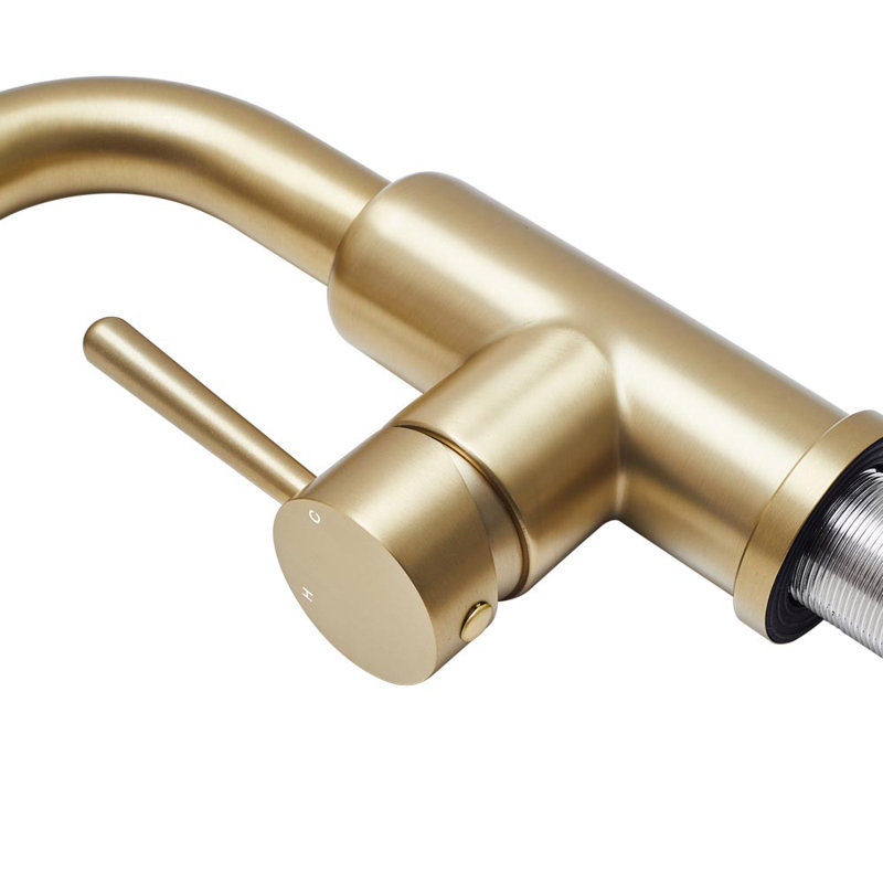 Pull-out Sprayer Retractable Kitchen Faucet with 4 Modes
