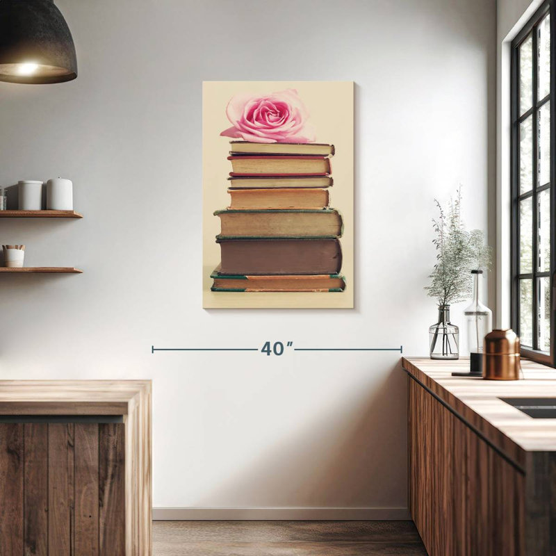 Kerner Rose sur les livres, H 36 po x l 24 po