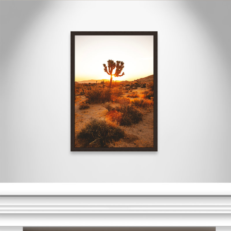 «Desert Dawn» par Joshua Earle - reproduction imprimée, Pas de tapis, Cadre plat en noyer, H 36,5 po x l 26,5 po x P 0,75 po