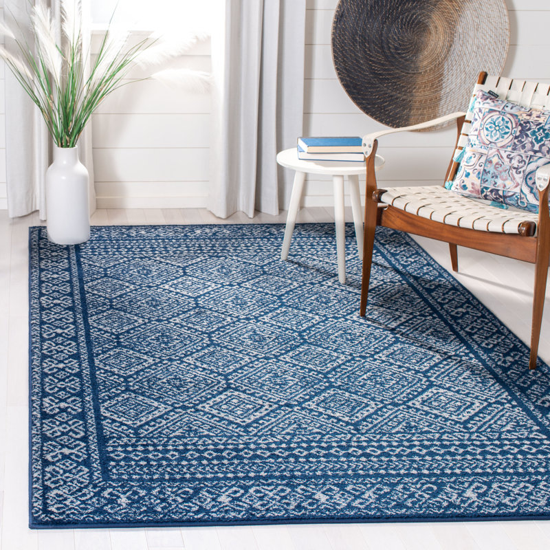 Gagny Oriental Looped / Hooked Area Rug, Rectangle 183 x 274 cm