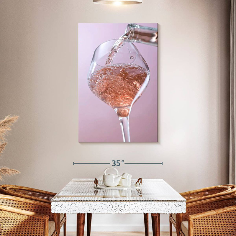 Vin rosé Yarlin, H 48 po x l 32 po