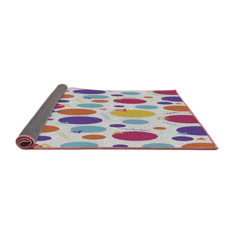 Tapis motif rose/vert/jaune, Carré 7 pi