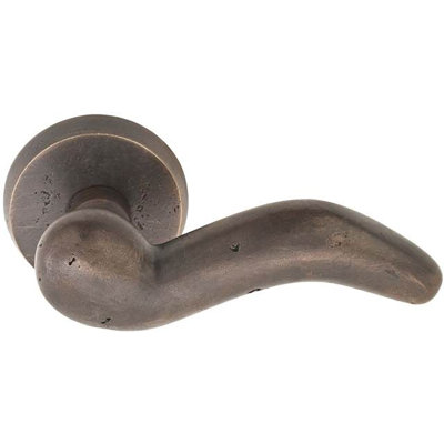 Cody Wave/Drop Passage (Hall & Closet) Door Lever with Round Rosette