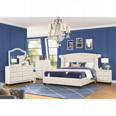 Queen 5 Pc Bedroom Set In Cream