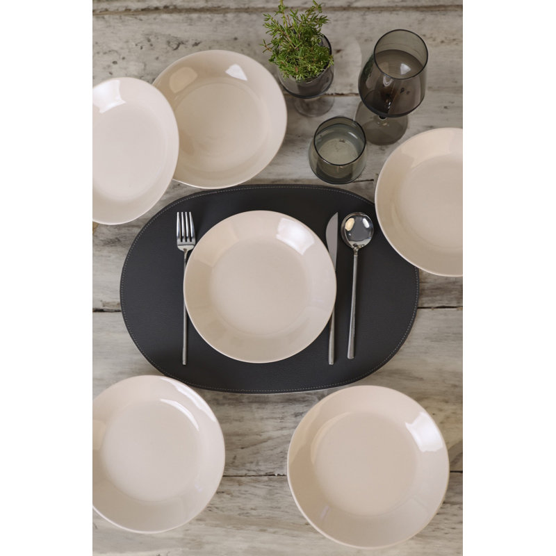 Ensemble d'assiettes