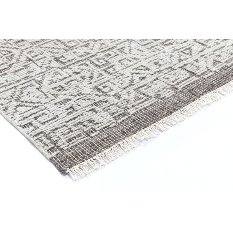Savelle Area Rug in Natural, Rectangle 5' x 8'