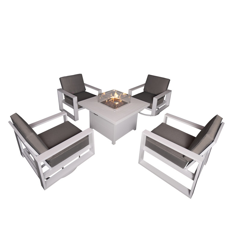 Ensemble repas extérieur pour 4 personnes Makensy, H 25,2 po x L 40,35 po x l 40,35 po