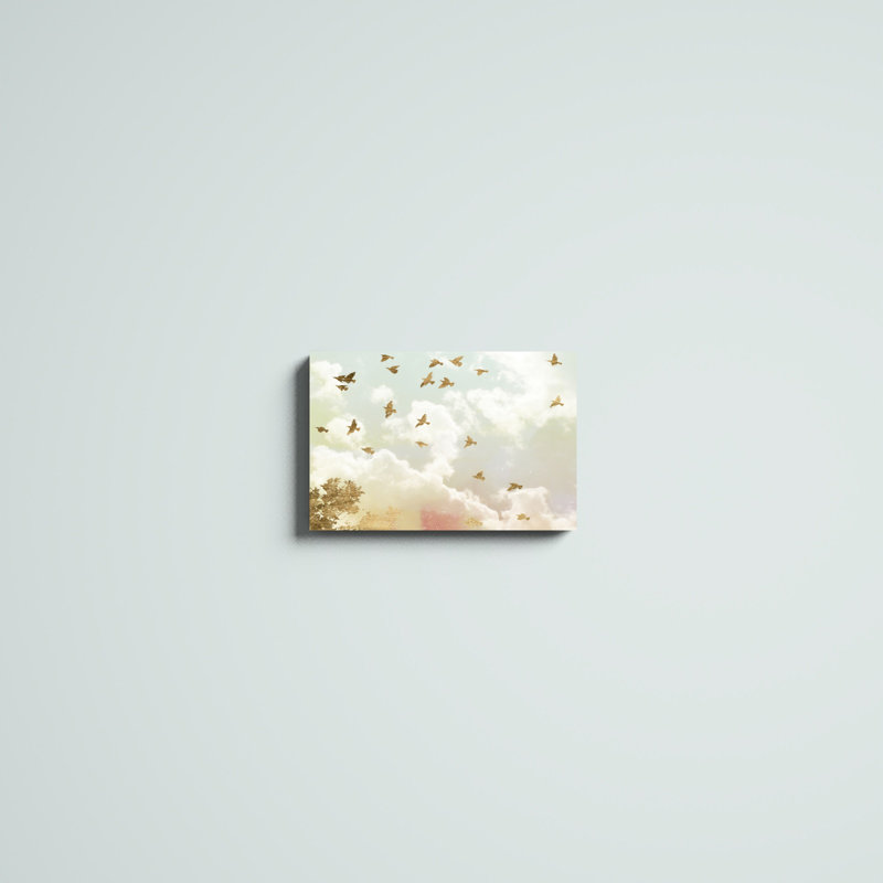 «Golden Flight I», impression sur toile, H 12 po x l 18 po