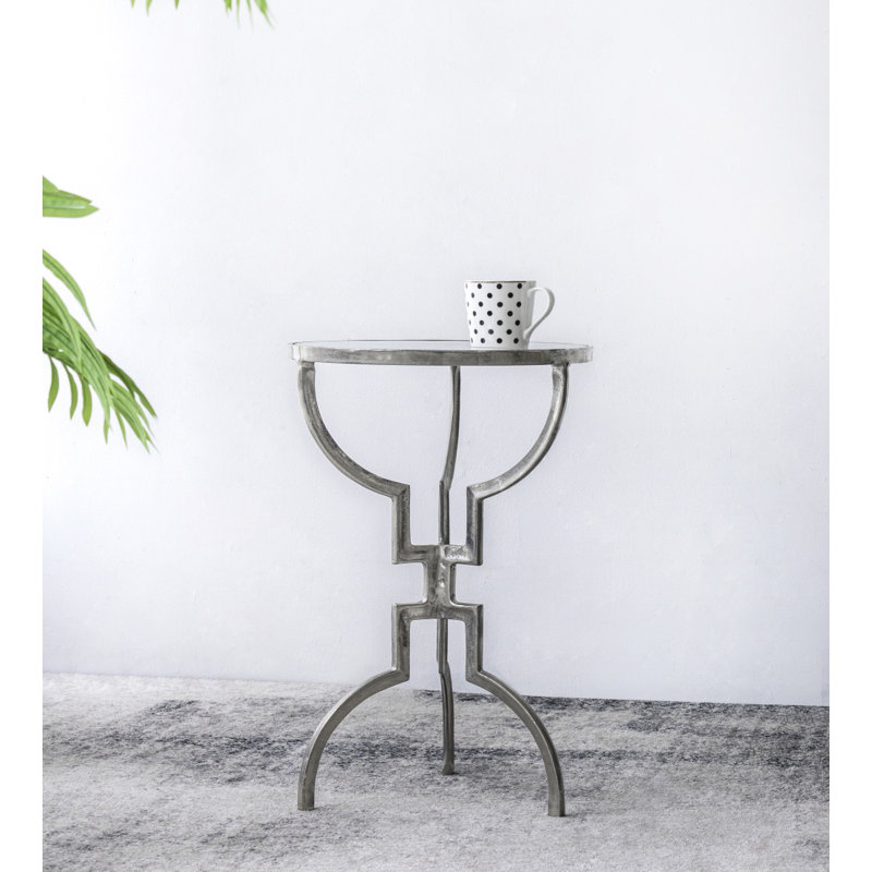 Table de bout