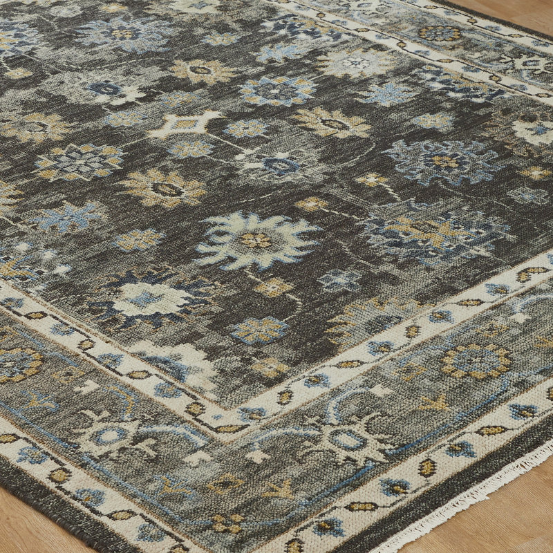 Oushara Hand Knotted Wool Oriental Area Rug, Rectangle 2' x 3'