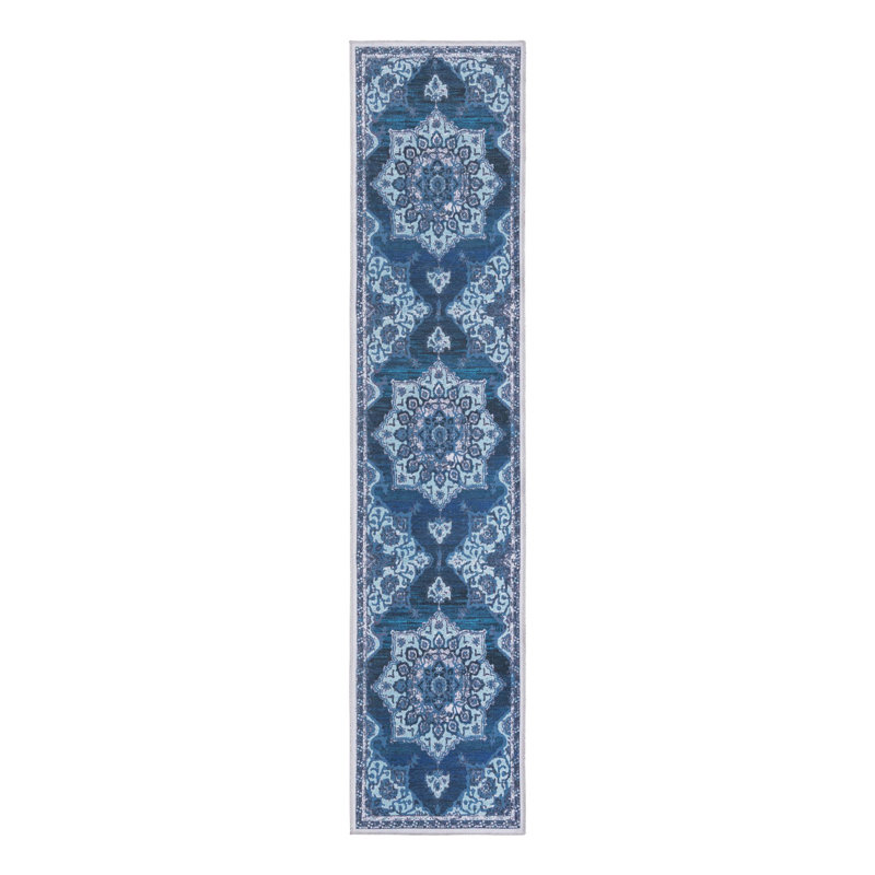 Aten Oriental Indoor Rug, Runner 2'7" x 12'