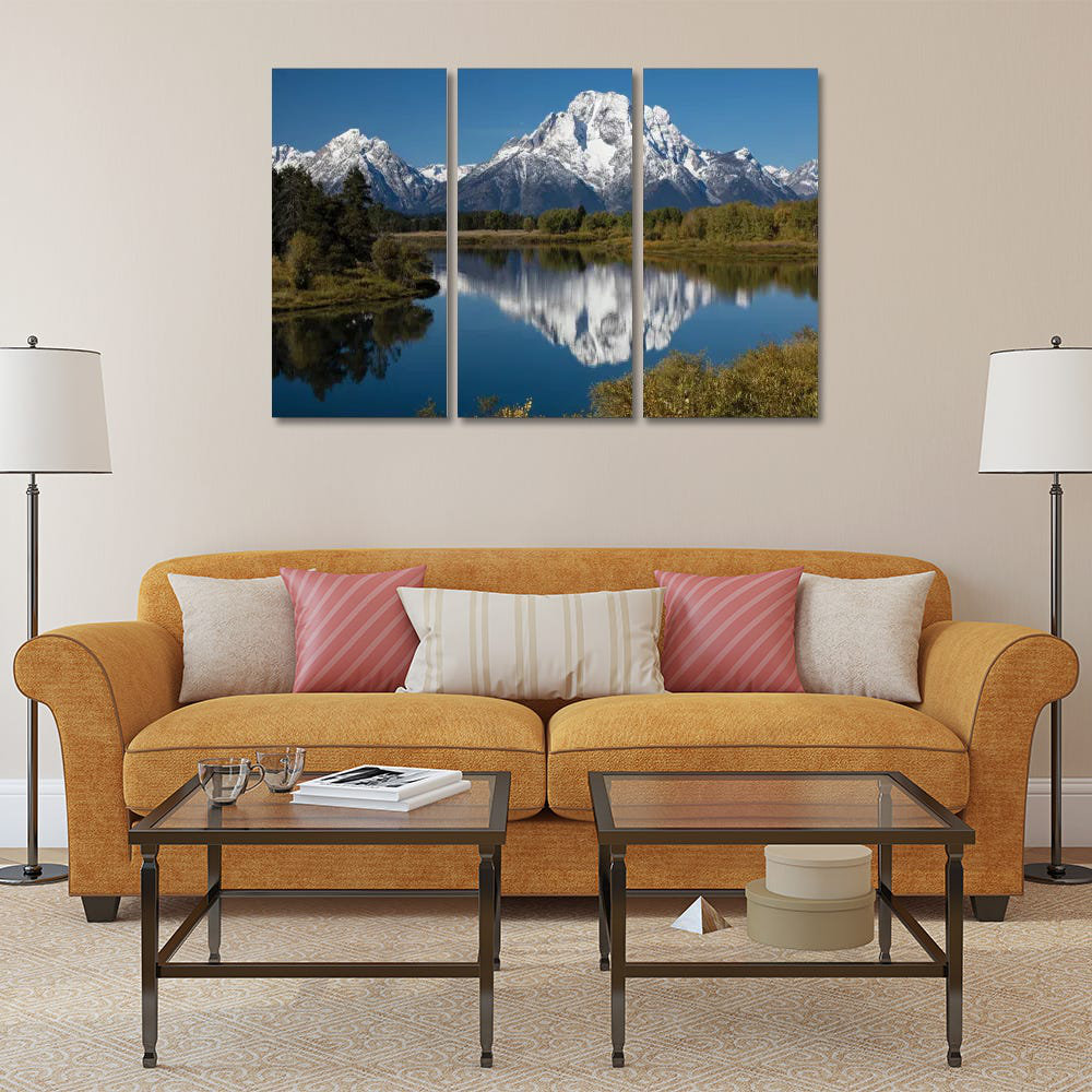 Reflection Of Mountain And Trees On Water, Teton Range, Grand Teton National Park, Wyoming, USA II von Panoramic Images ...