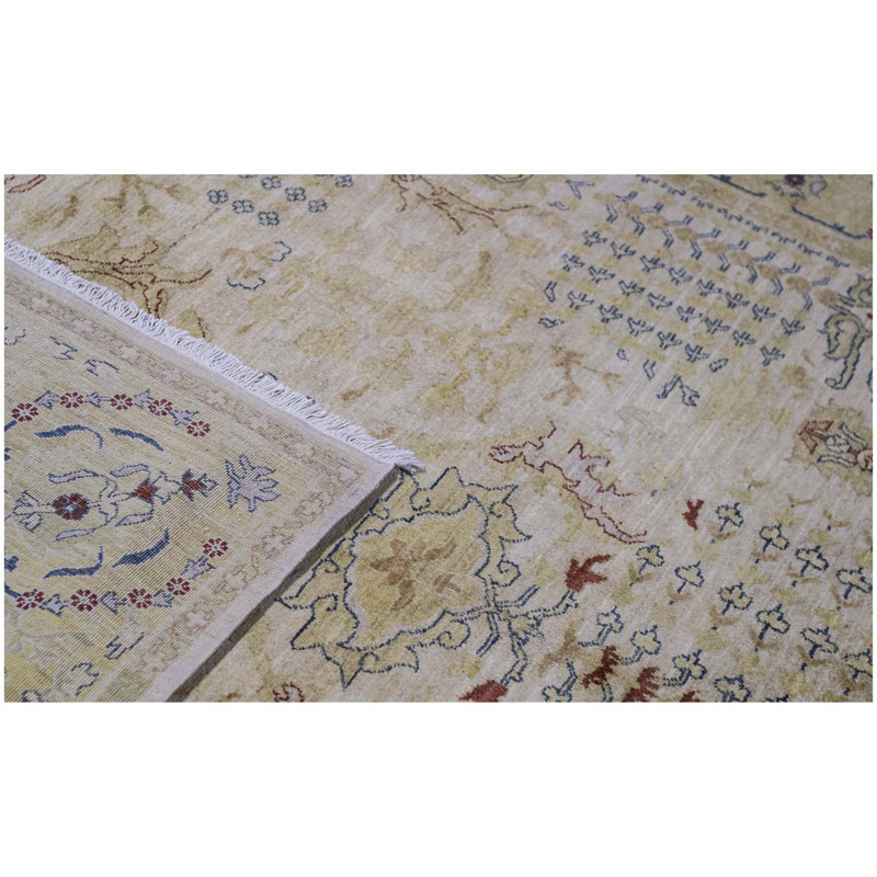 Wool Oriental Area Rug in Gold