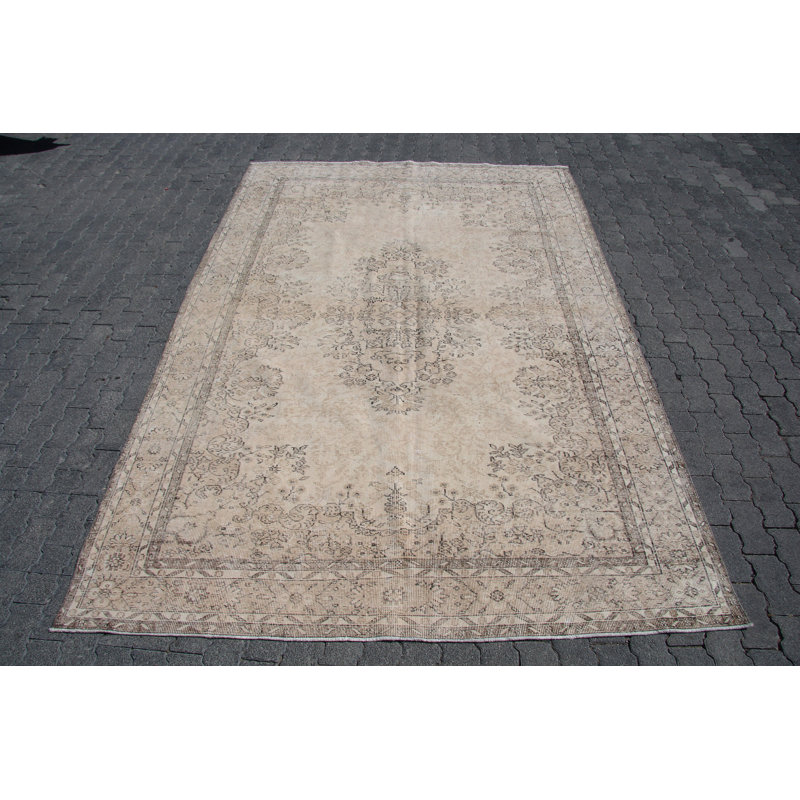Tapis turc beige classique - tapis de sol rétro tissé à la main pour une décoration élégante