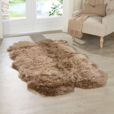 Oliveri Novelty Sheepskin Area Rug