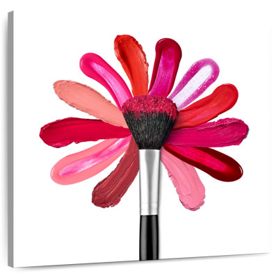 Maquillage floral rouge à lèvres