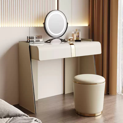 Simple Bedroom Dresser