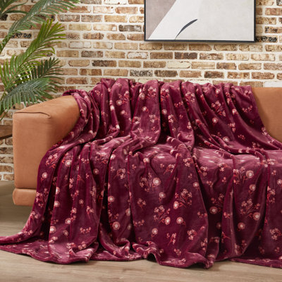 Lucky Brand Daisy Blankets
