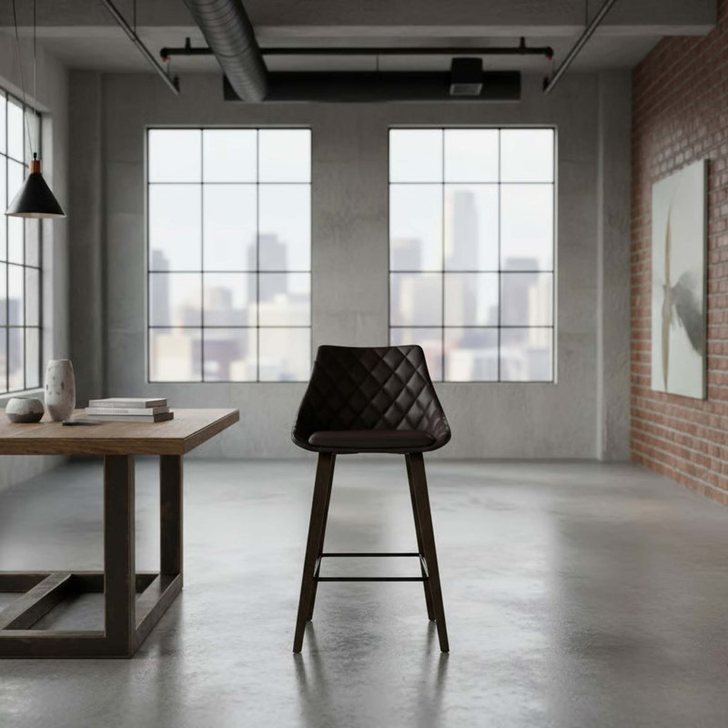 Tabouret de bar moderne avec confort coussiné et profil mince