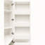 Armoire de coin blanche avec 2 portes, tablettes et organisateurs de porte