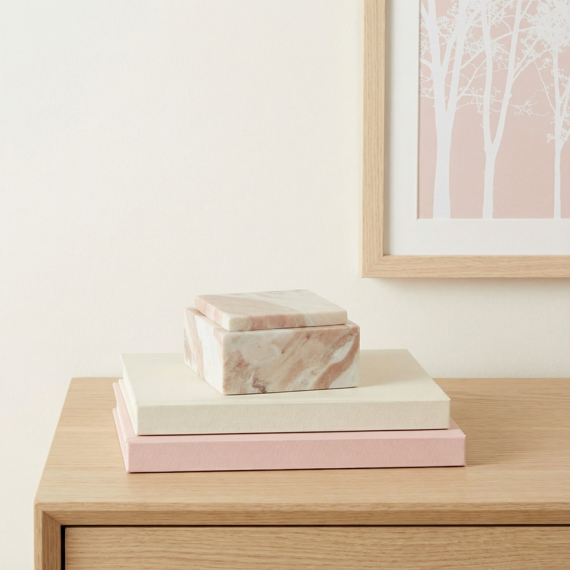 JAQUELINE SQUARE LIDDED BOX WIDE, 2.5" H x 5" W x 5" D, Brown/White