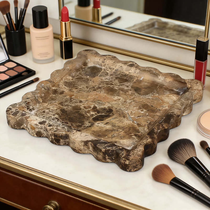 Plateau de meuble-lavabo en marbre Scalloped Edge