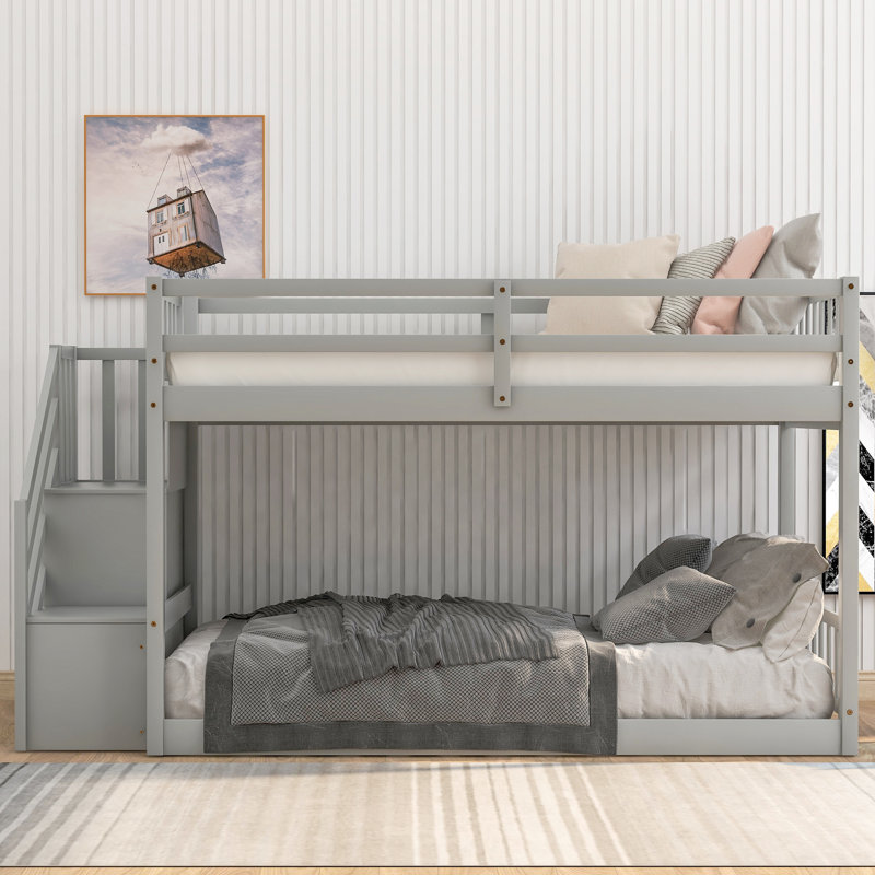 Lit superposé simple au-dessus de simple avec tablettes Jaelys par Harriet Bee, Gris