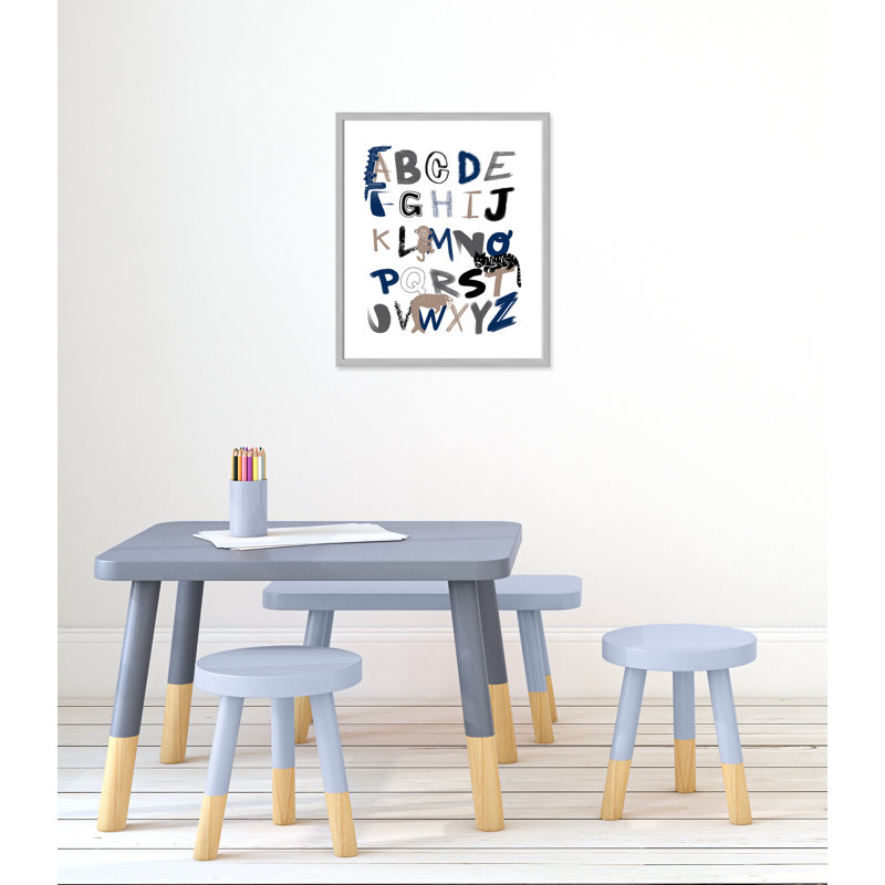 Critter Alphabet 1, impression sur papier, H 24,5 po x l 20,5 po x P 1,18 po, Encadré de boîte argent