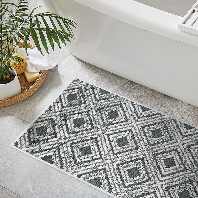 Barner Cotton Geometric Indoor Rug, Rectangle 2' x 4'