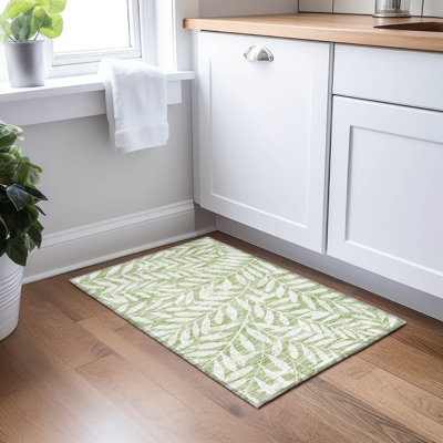 Malek Washable Floral Indoor / Outdoor Rug