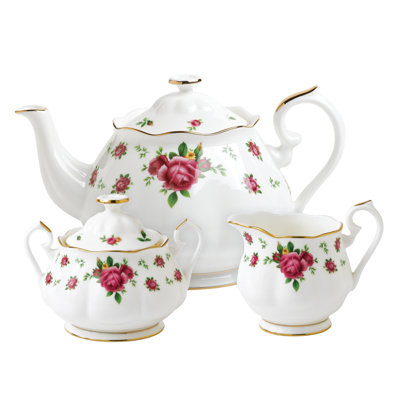 Royal Albert, New Country Roses White - 3 Piece Tea Set