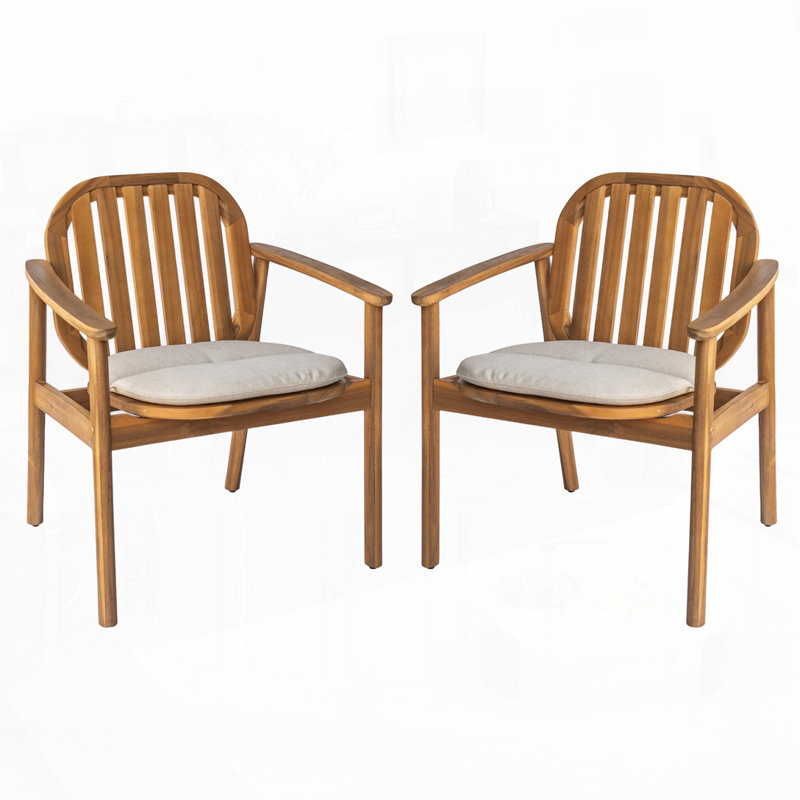 Chaise de patio avec coussin