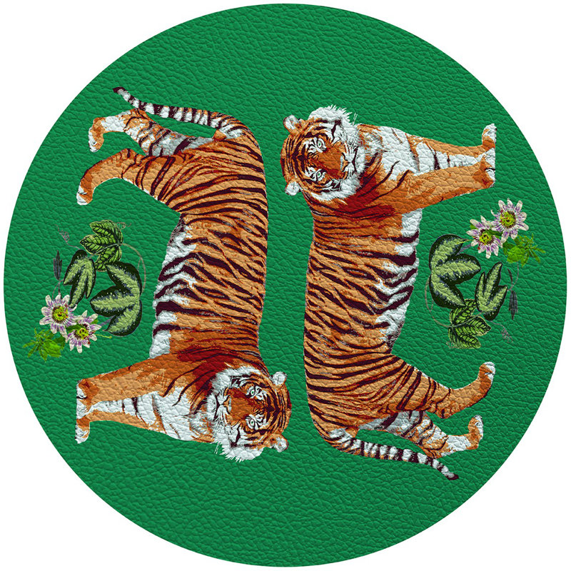 Napperon Tiger, Kelly
