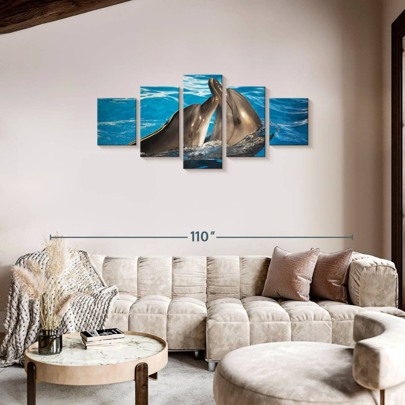 «Dolphin Love»