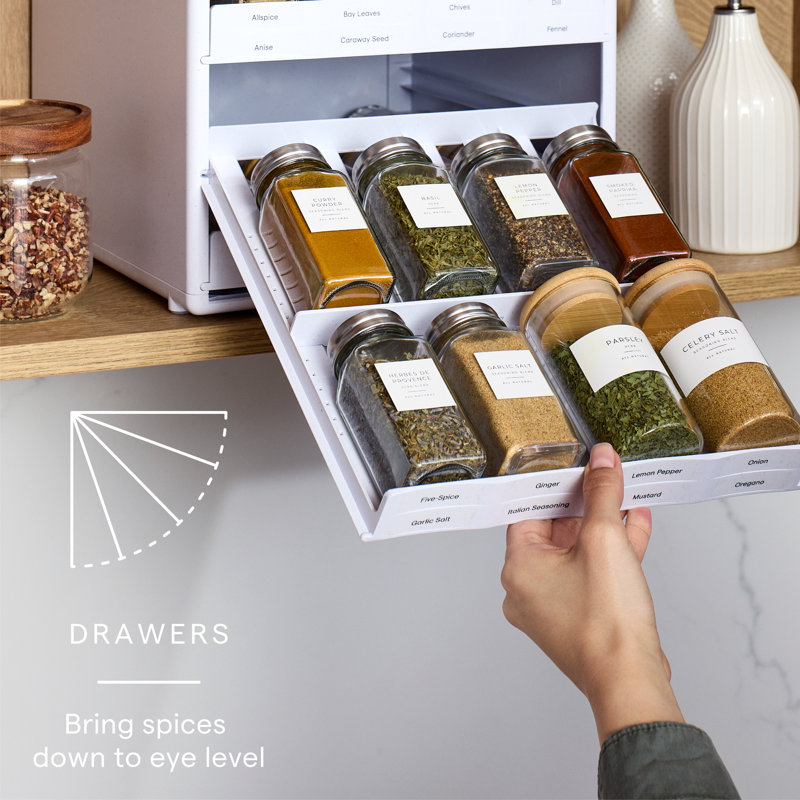 Étagère à épices réglable YouCopia SpiceStack®, assaisonnements rétractables pour 24 bouteilles et porte-épices pour l'organisation d'armoires de cuisine et de garde-manger avec 104 étiquettes incluses, collection Organiser Hero