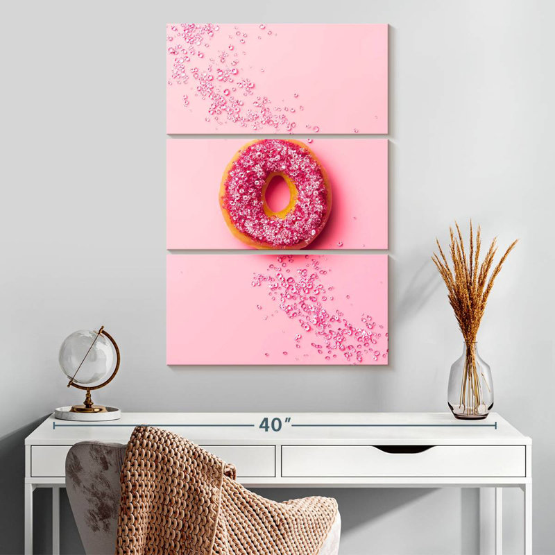 Yarlin Doughnut, 32" H x 20" W
