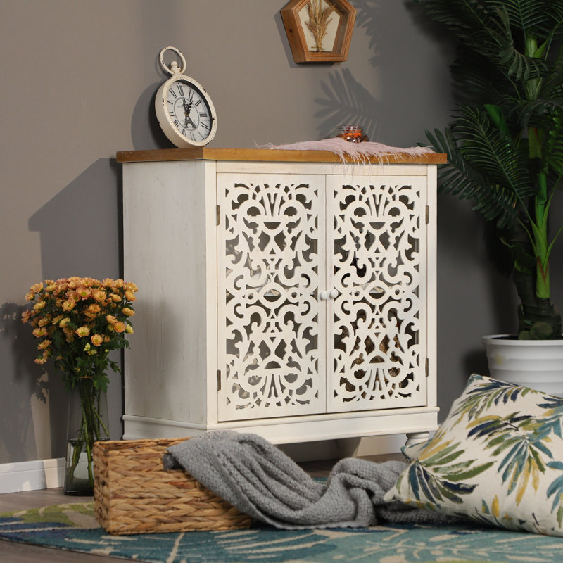 Richards Accent Chest