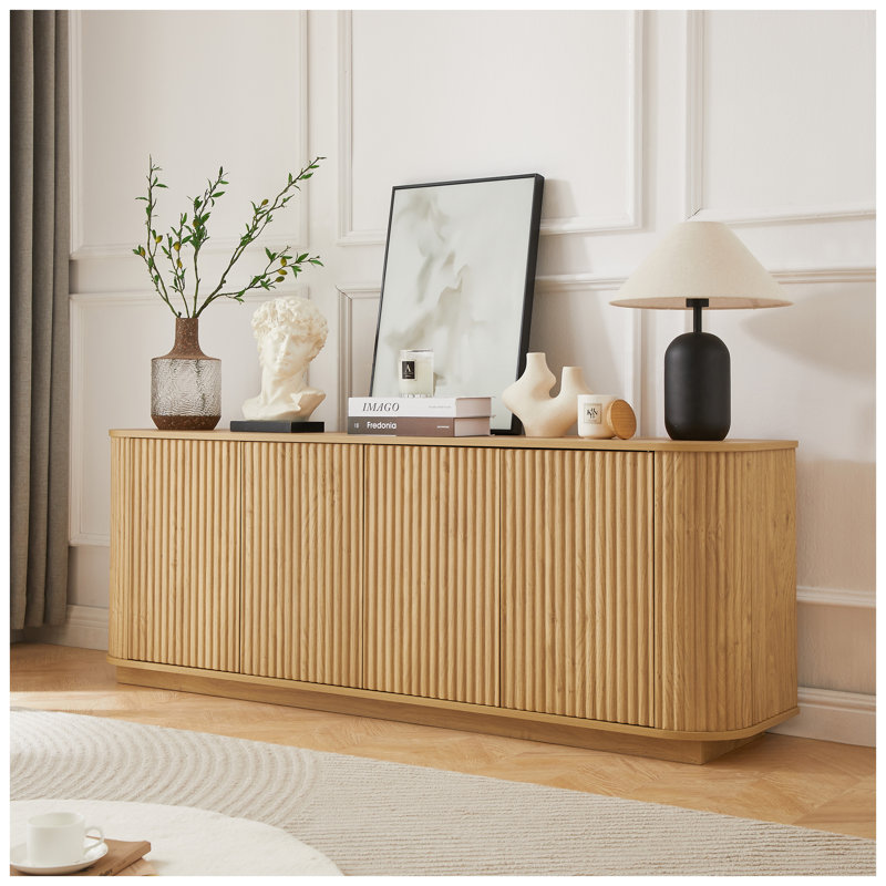 Buffet en bois naturel avec portes cannelées verticales, armoire à vagues moderne et meuble télé pour le salon, Brun