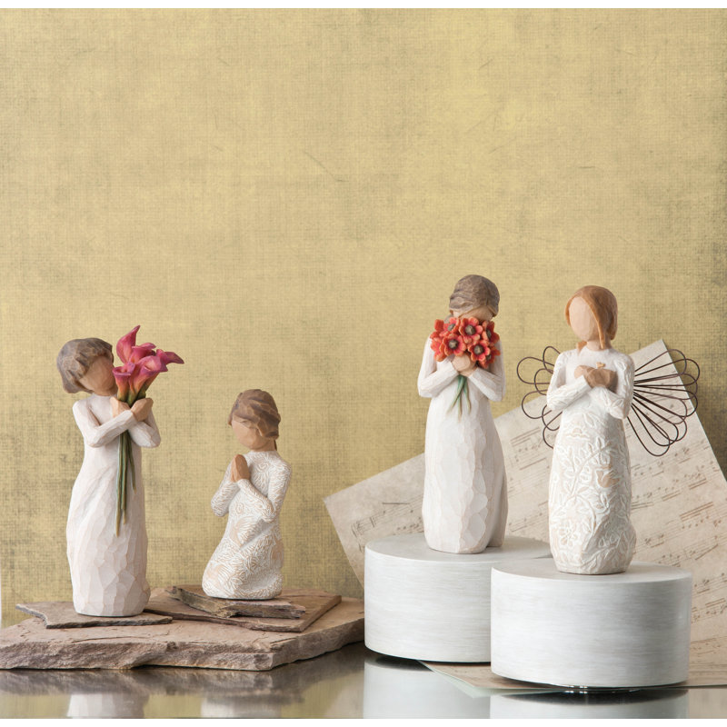 Figurines & Sculptures, Pink