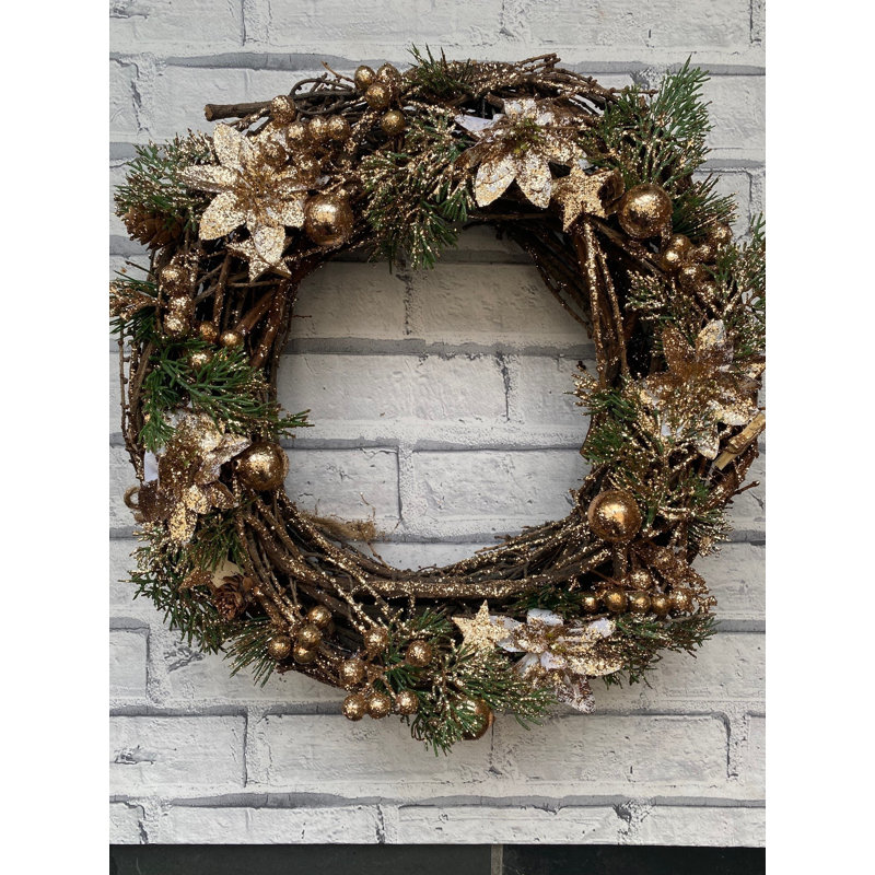Faux Berry Twig 41cm Wreath