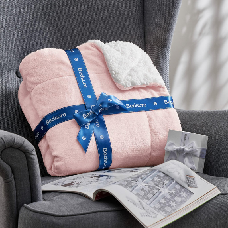 Bedsure Soft Sherpa Fleece Throw Blanket, Pink, 130cm x 150cm