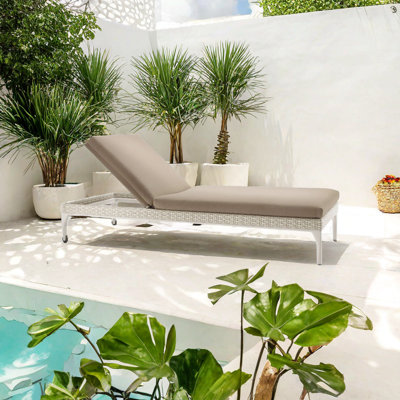 Chaise longue imperméable pour l'extérieur