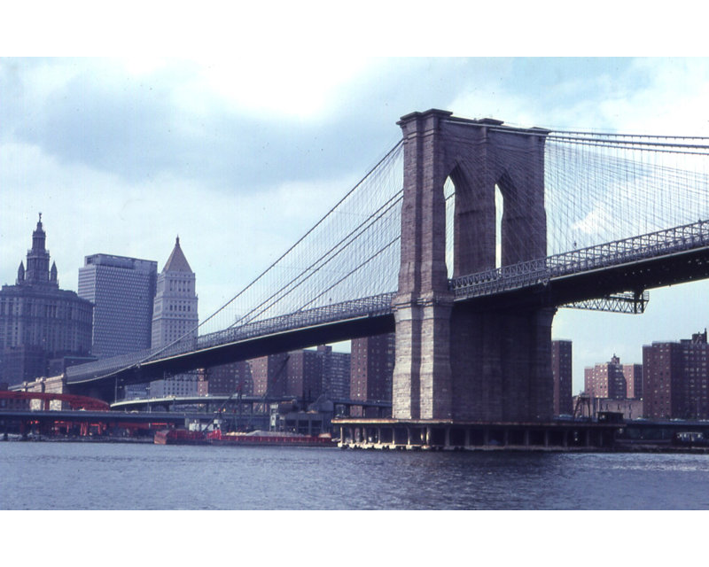 Pont de Brooklyn à New York, H 26 po x l 40 po