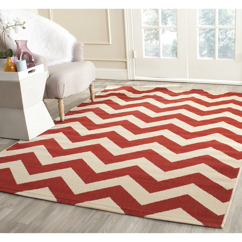 Vondrus Performance Chevron Indoor/Outdoor Area Rug, Rectangle 6'7" x 9'6"
